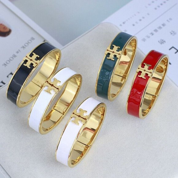 KIRA ENAMELED RAISED-LOGO HINGED BRACELET - B269 - Picture 2 of 4